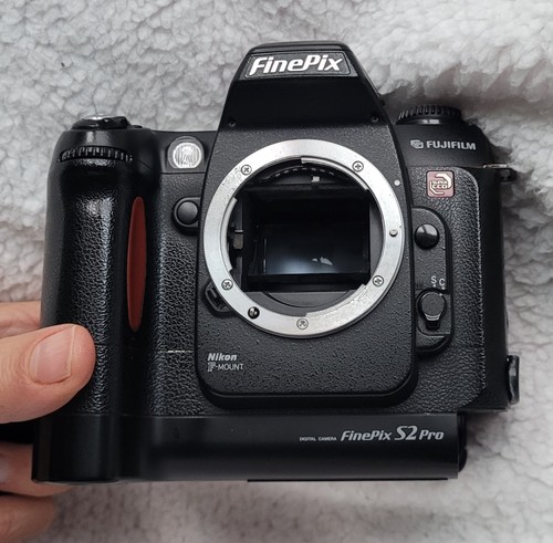 Fuji fujifilm finepix pro - fujifilm,